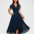 Julita - Fliessendes Abendkleid mit V-Ausschnitt
