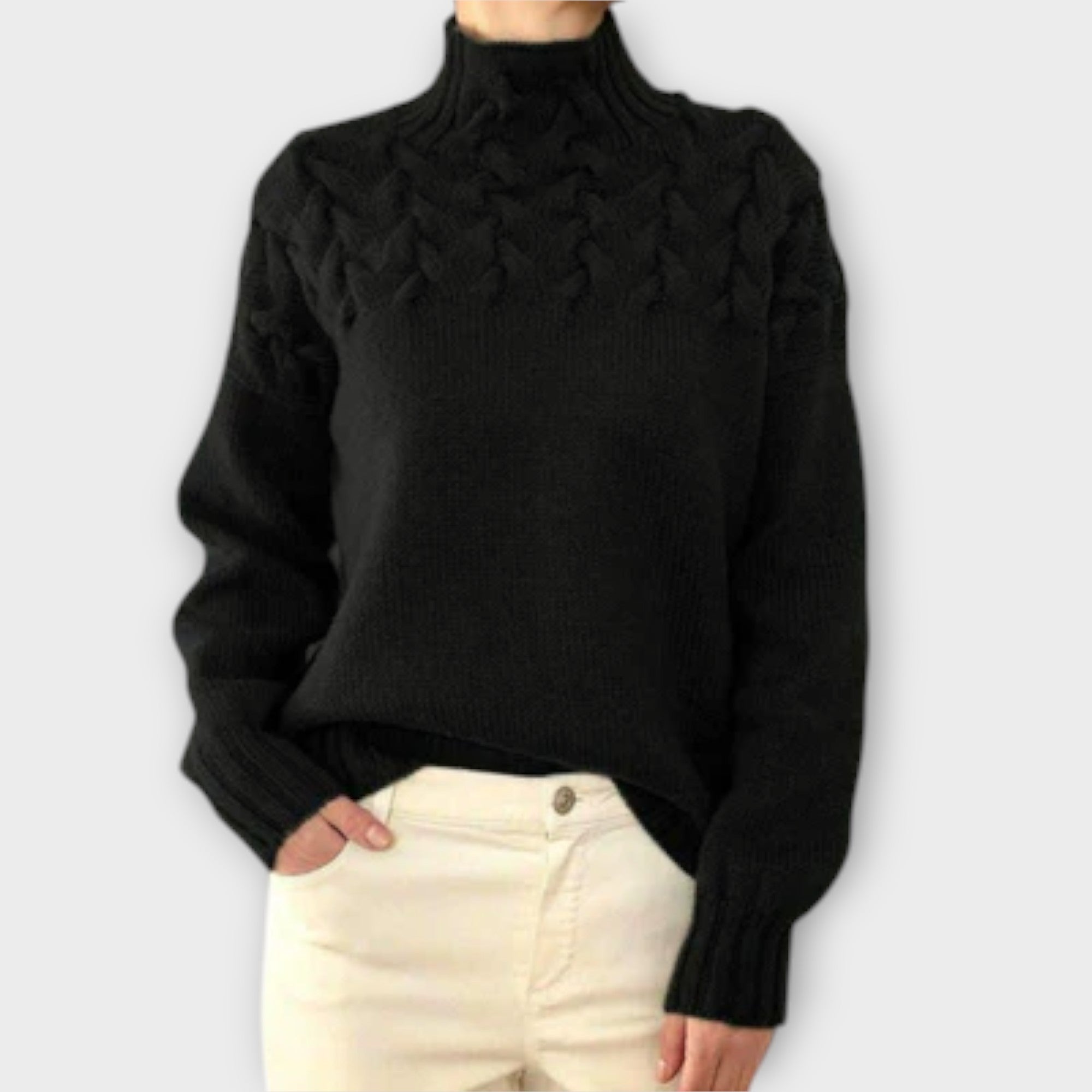 Eva - Damenpullover mit Zopfstrick-Detail
