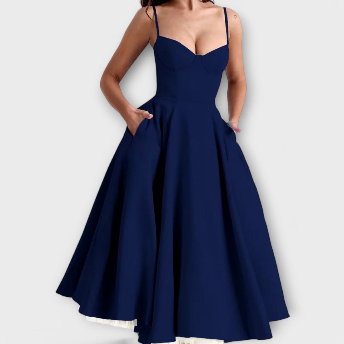 Mélie – Leichtes Sommerkleid mit Korsett-Detail
