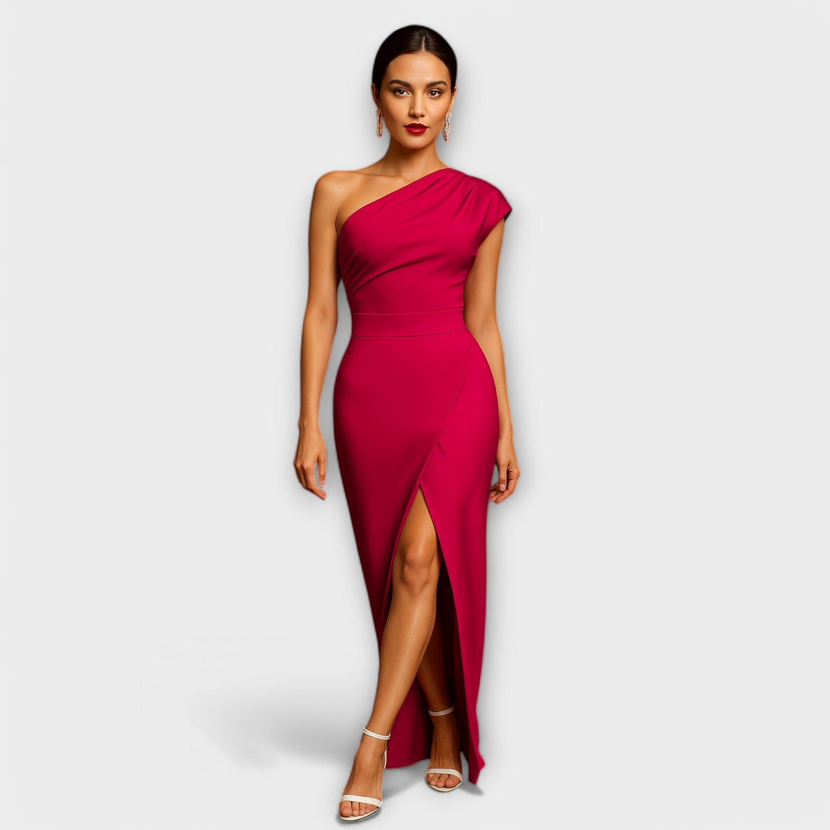 Asymmetrisches Abendkleid mit schrägem Kragen