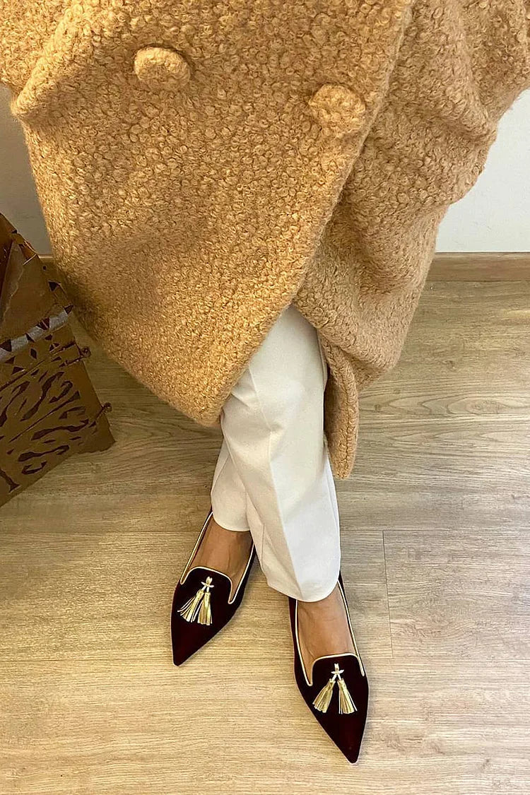 Portia - Spitze Loafer mit Goldquasten