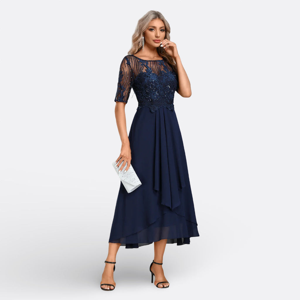 Mariana - Spitzenkleid mit Kurzarm