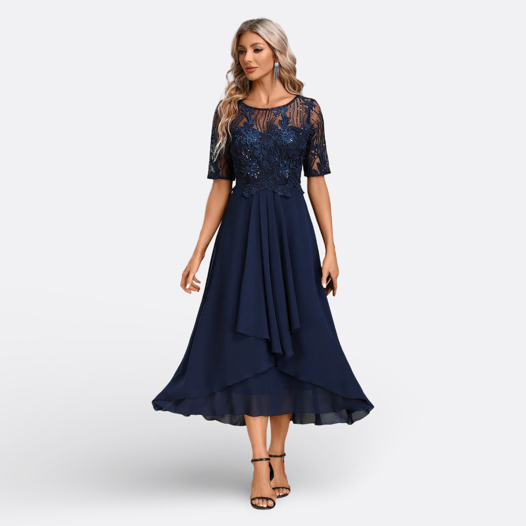 Mariana - Spitzenkleid mit Kurzarm