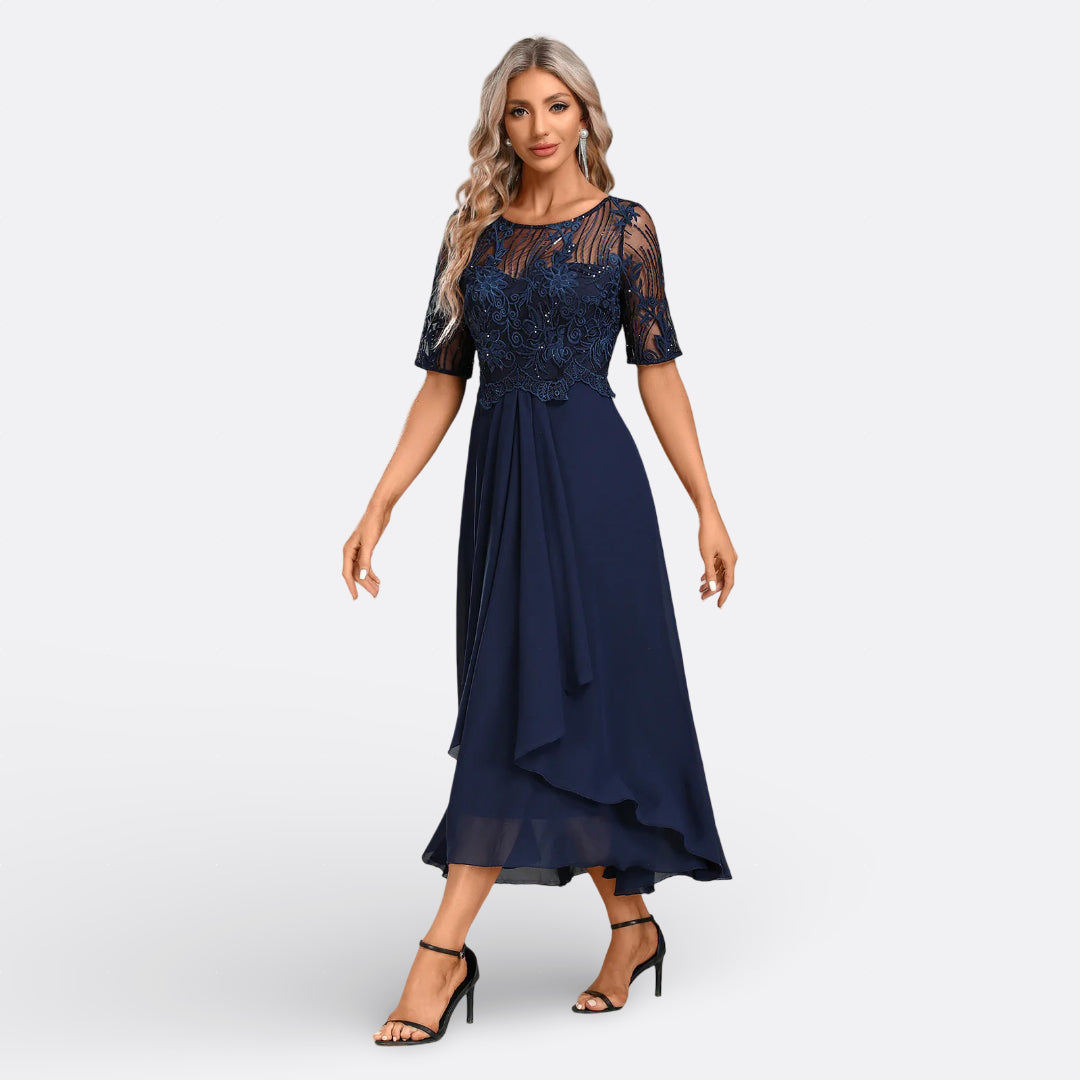 Mariana - Spitzenkleid mit Kurzarm