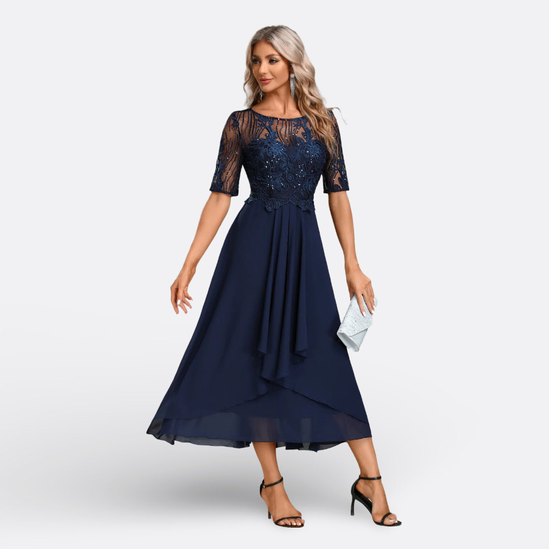 Mariana - Spitzenkleid mit Kurzarm