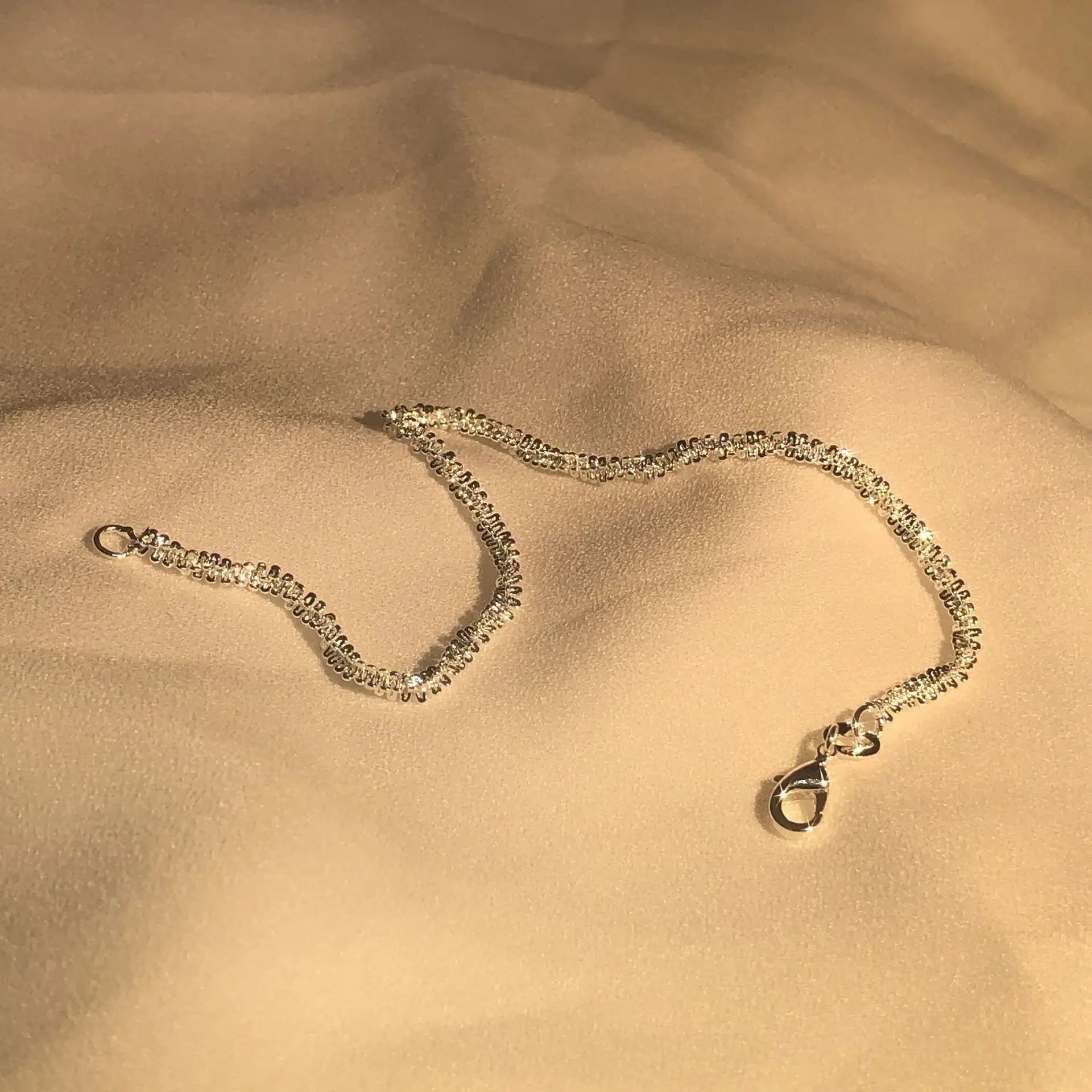 Glänzendes Armband