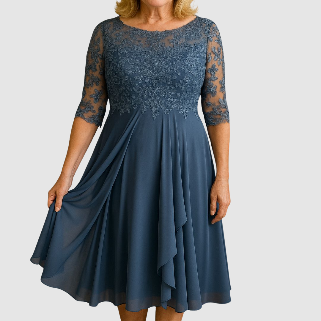 Leontýna - Spitzenkleid mit fliessendem Rock
