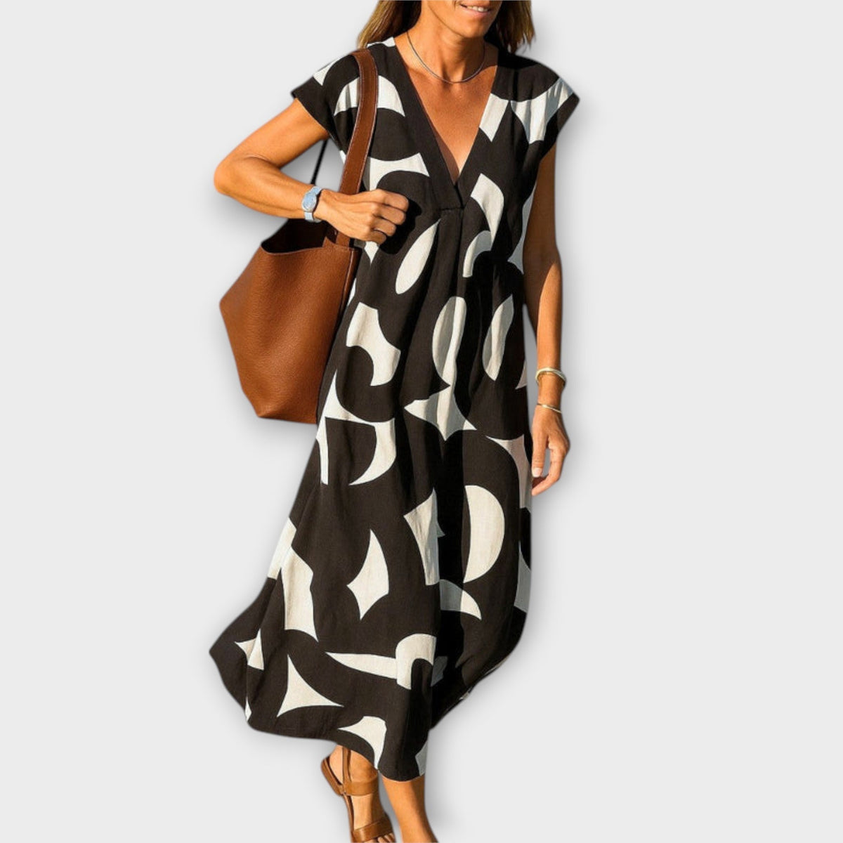 Linae – Leichtes Kleid mit V-Ausschnitt