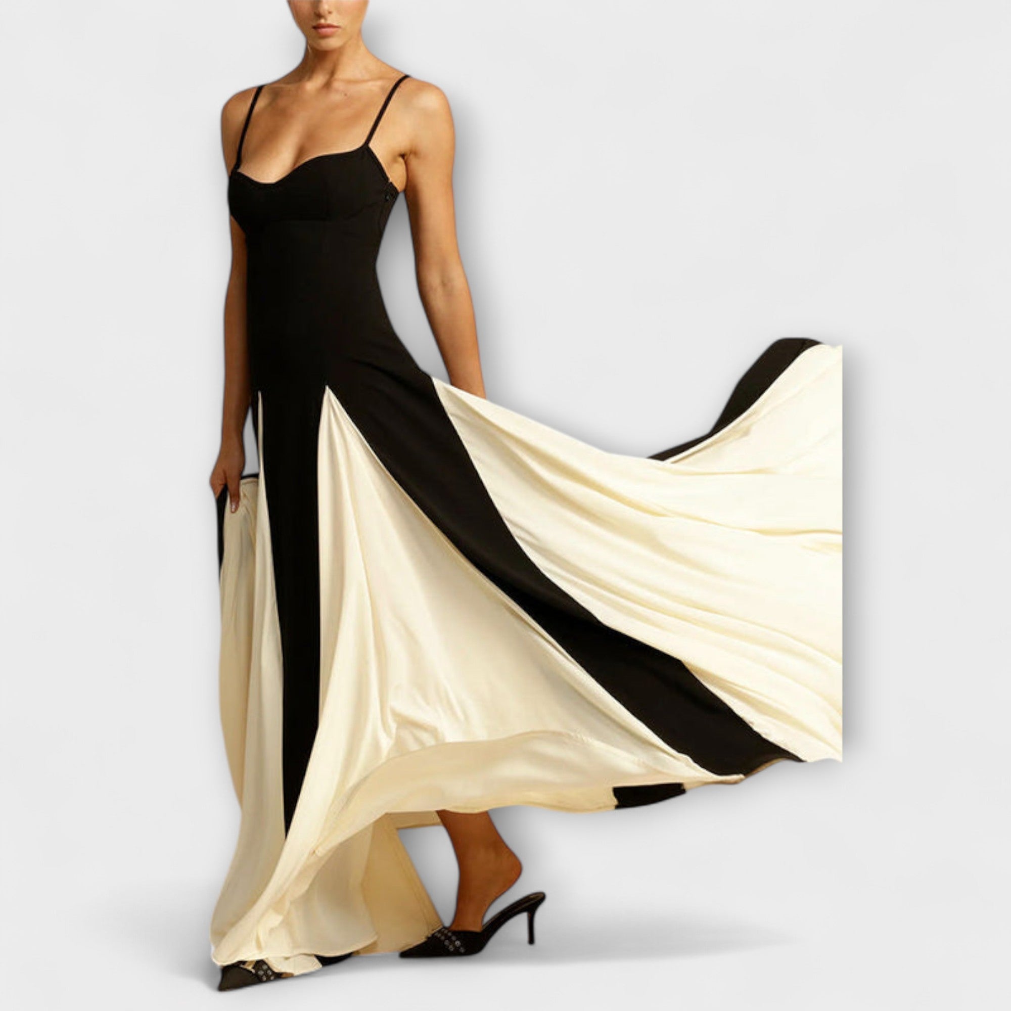 Ember - Klassische Eleganz A-Linie Maxi Kleid mit Tüllpaneelen