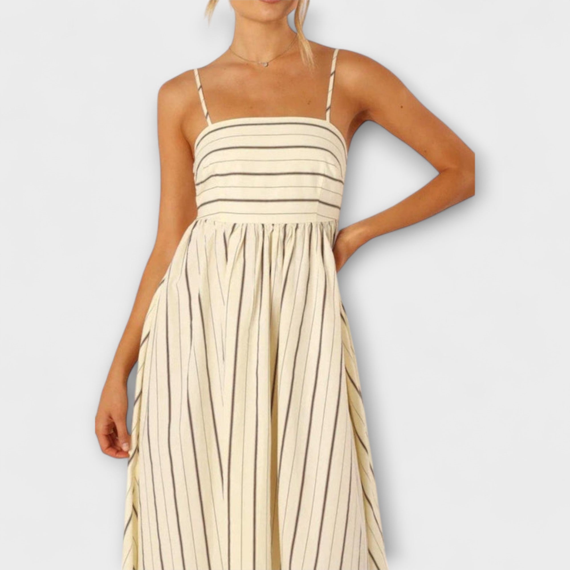 Svea - Maxi-Kleid in Bare Bloom