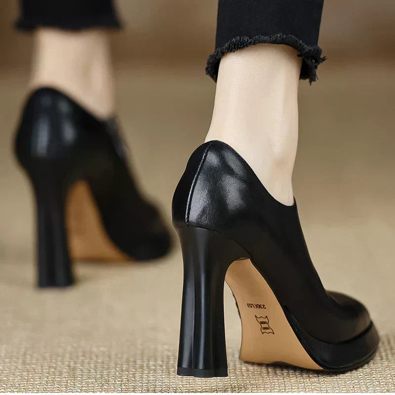 Lina - Spitze Pumps mit hohem Absatz