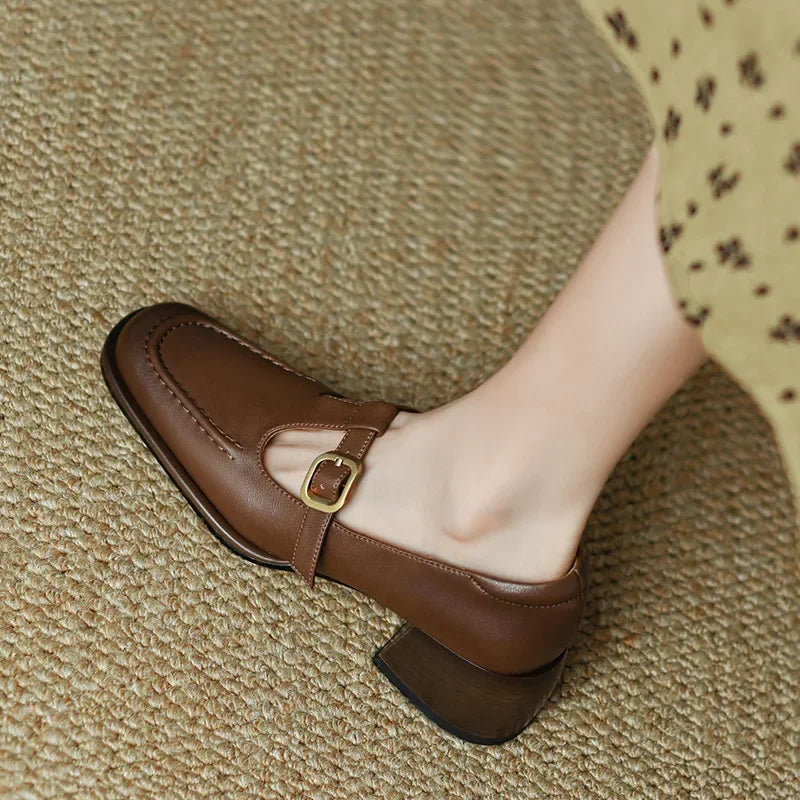 Emilia - T-Steg-Schuhe im Vintage-Stil