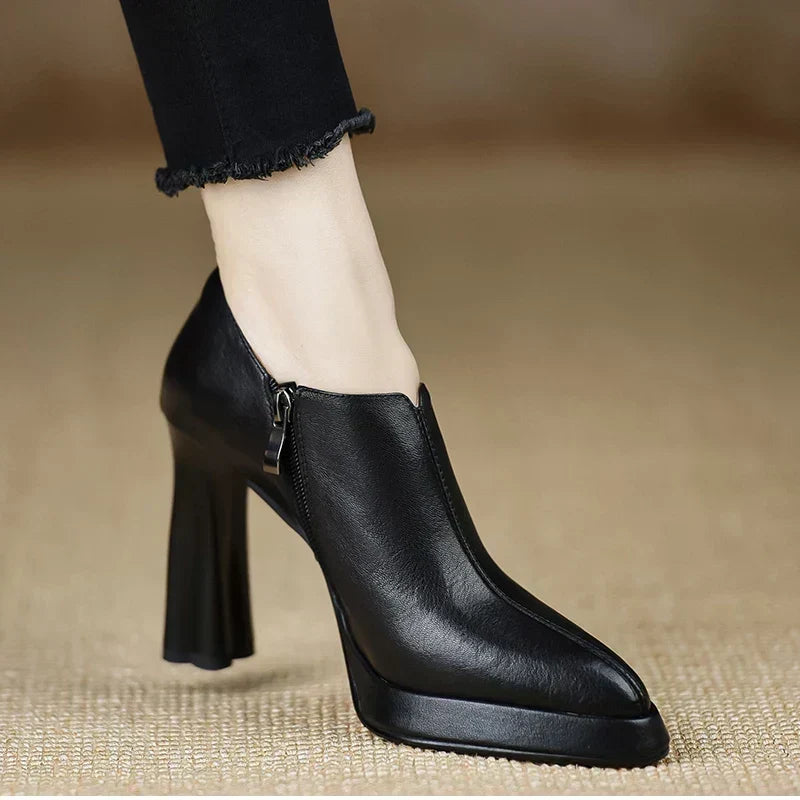 Lina - Spitze Pumps mit hohem Absatz