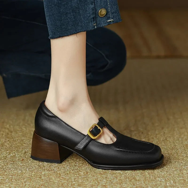 Emilia - T-Steg-Schuhe im Vintage-Stil