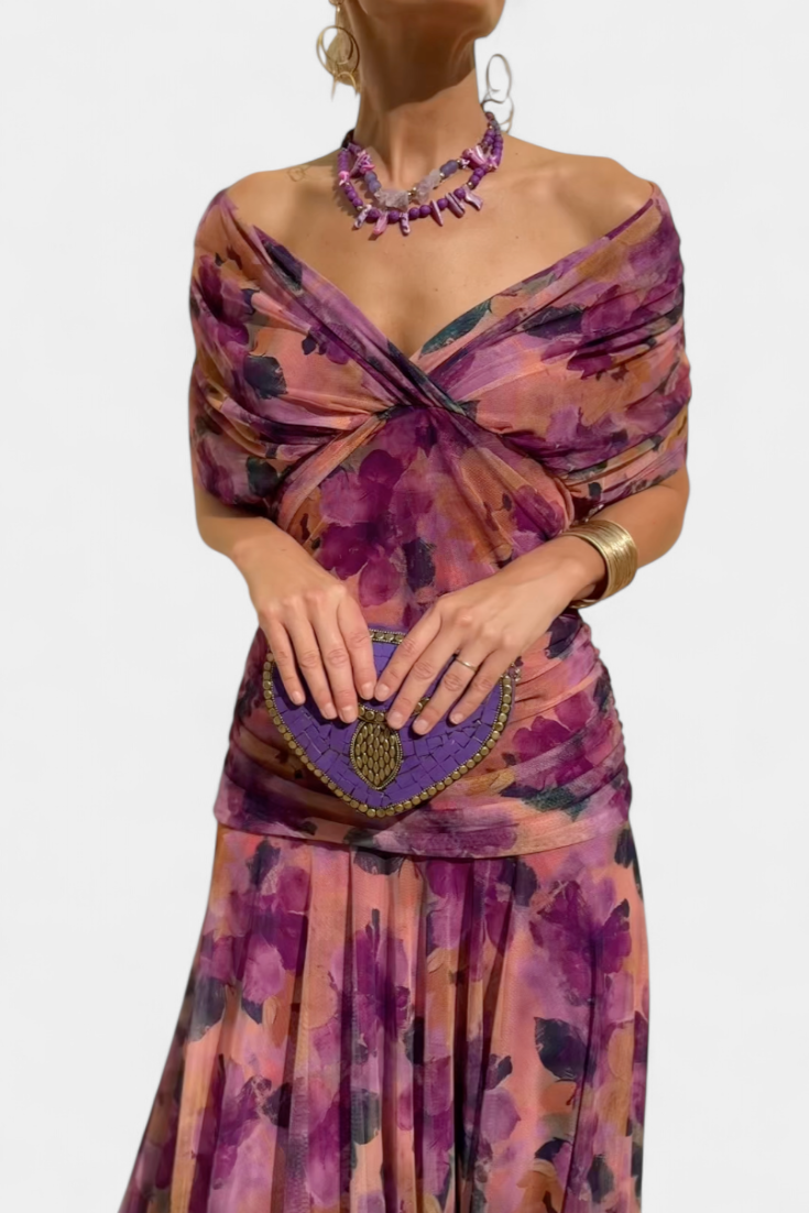 Magda - Langes Blumenkleid mit V-Ausschnitt