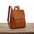 Rucksack Damen Leder Steppdesign Verstellbare Träger Karamell Schwarz Weinrot – Clara