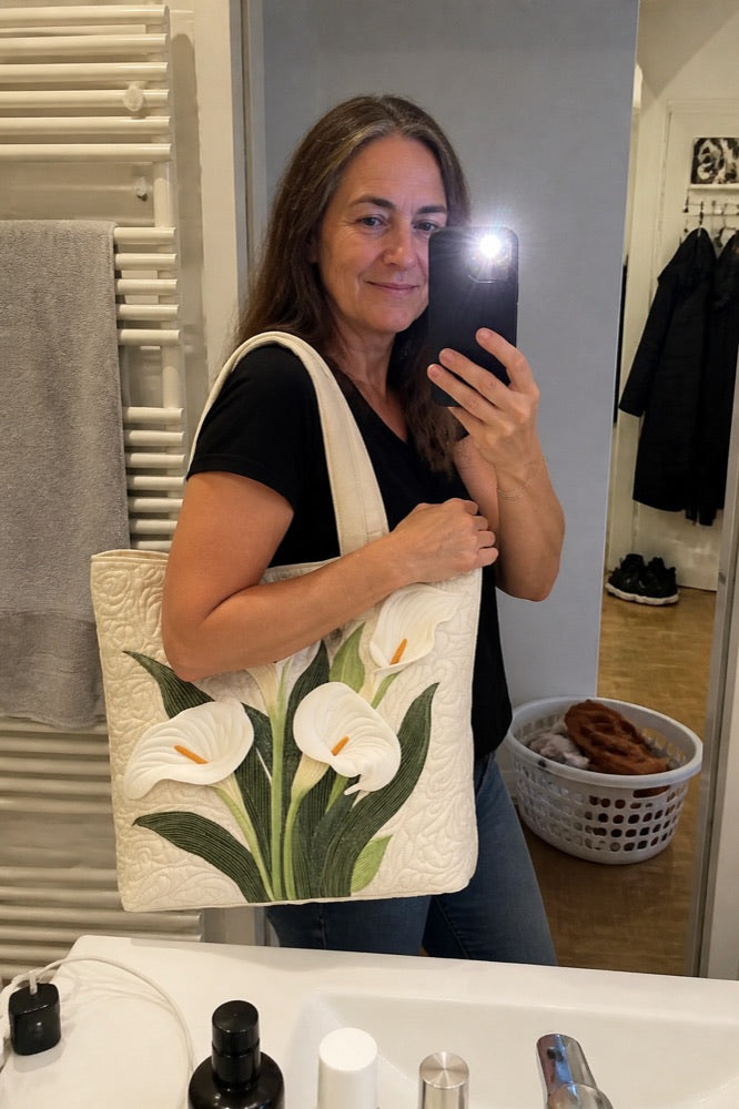 Mirabelle - Gesteppte Tasche mit Tulpen